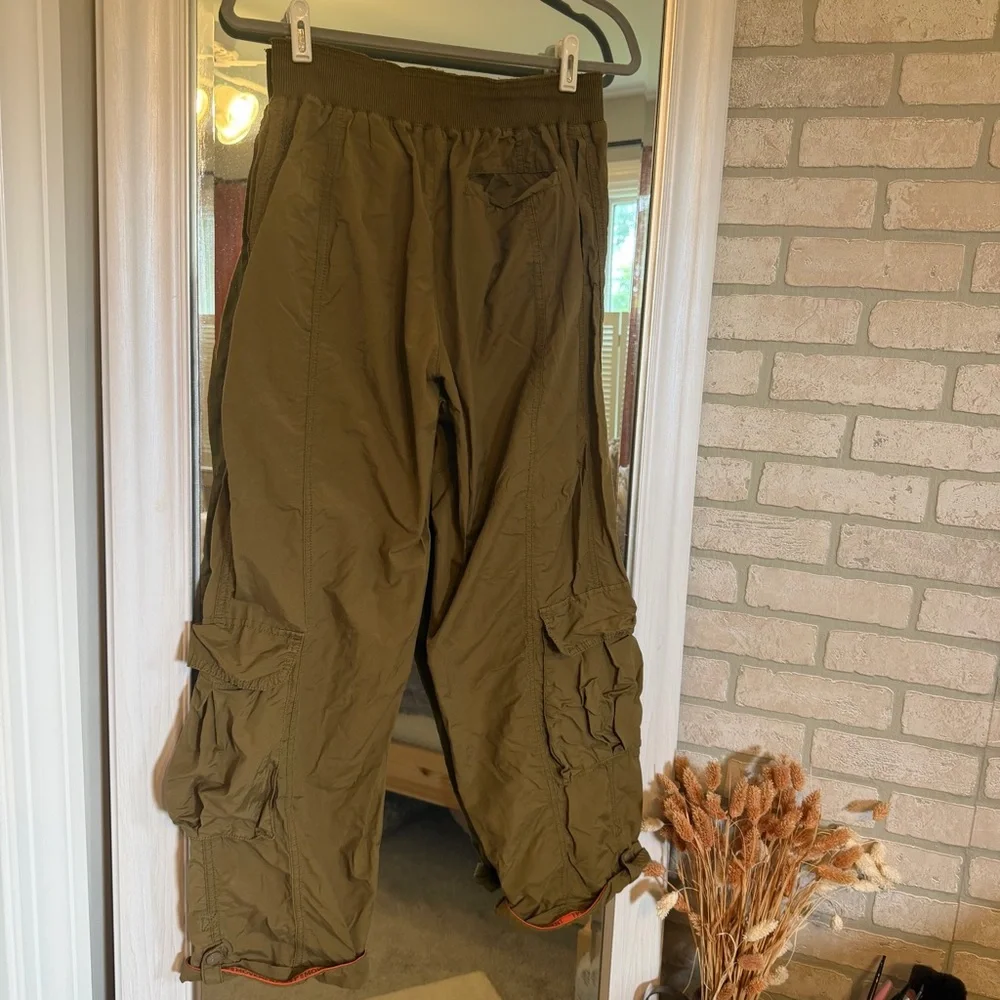 Free People Movement Mesmerize Me Pants - English Ivy - Picture 3 of 4